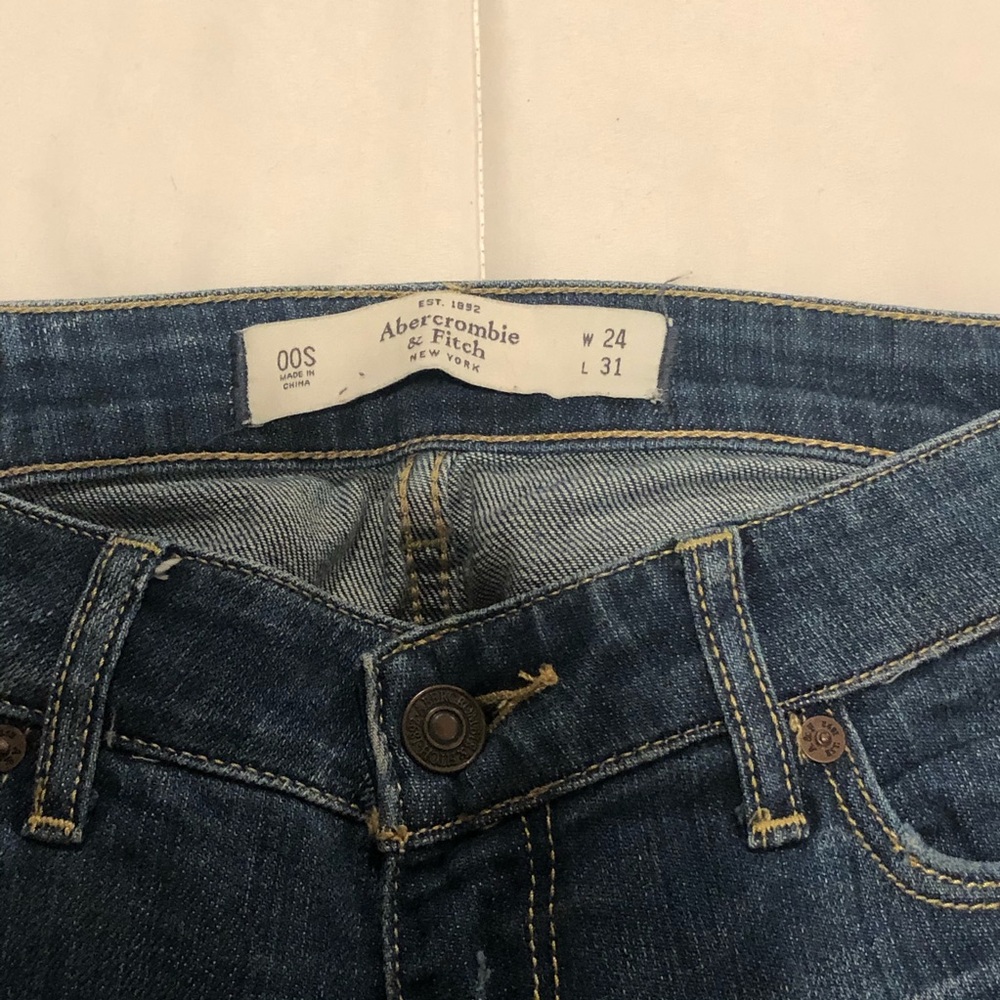 Abercrombie Womenâs Flared Blue Jeans đVintage Y2K EUC Size 00S - Picture 4 of 7